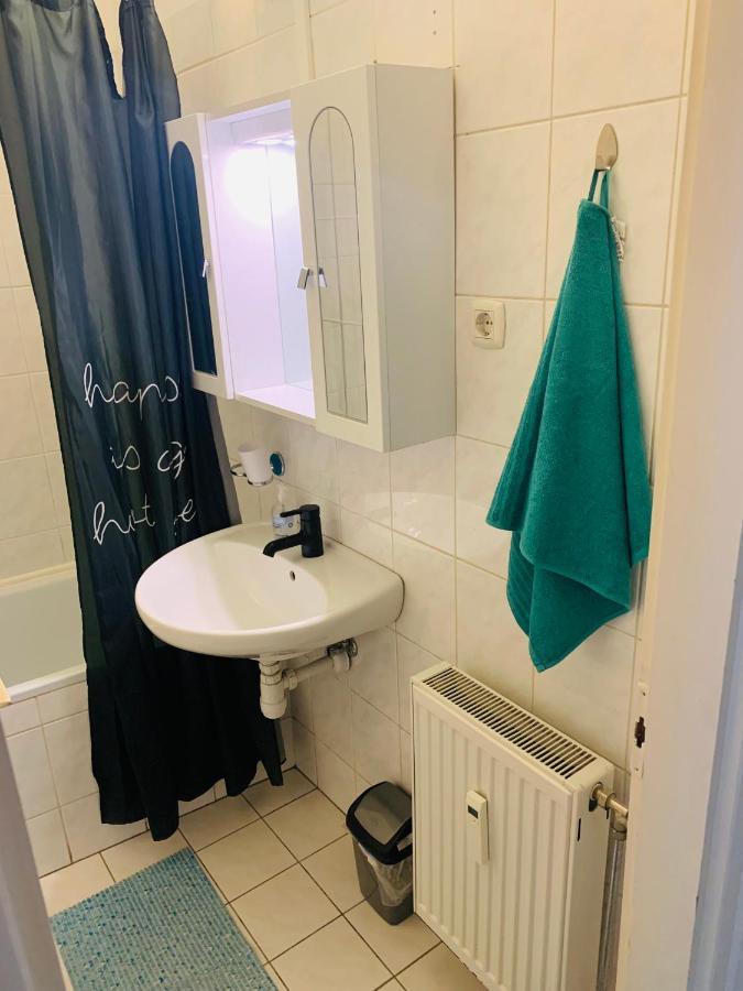 Onyx Apartment With Free Private Garage + Ac Budapest Luaran gambar