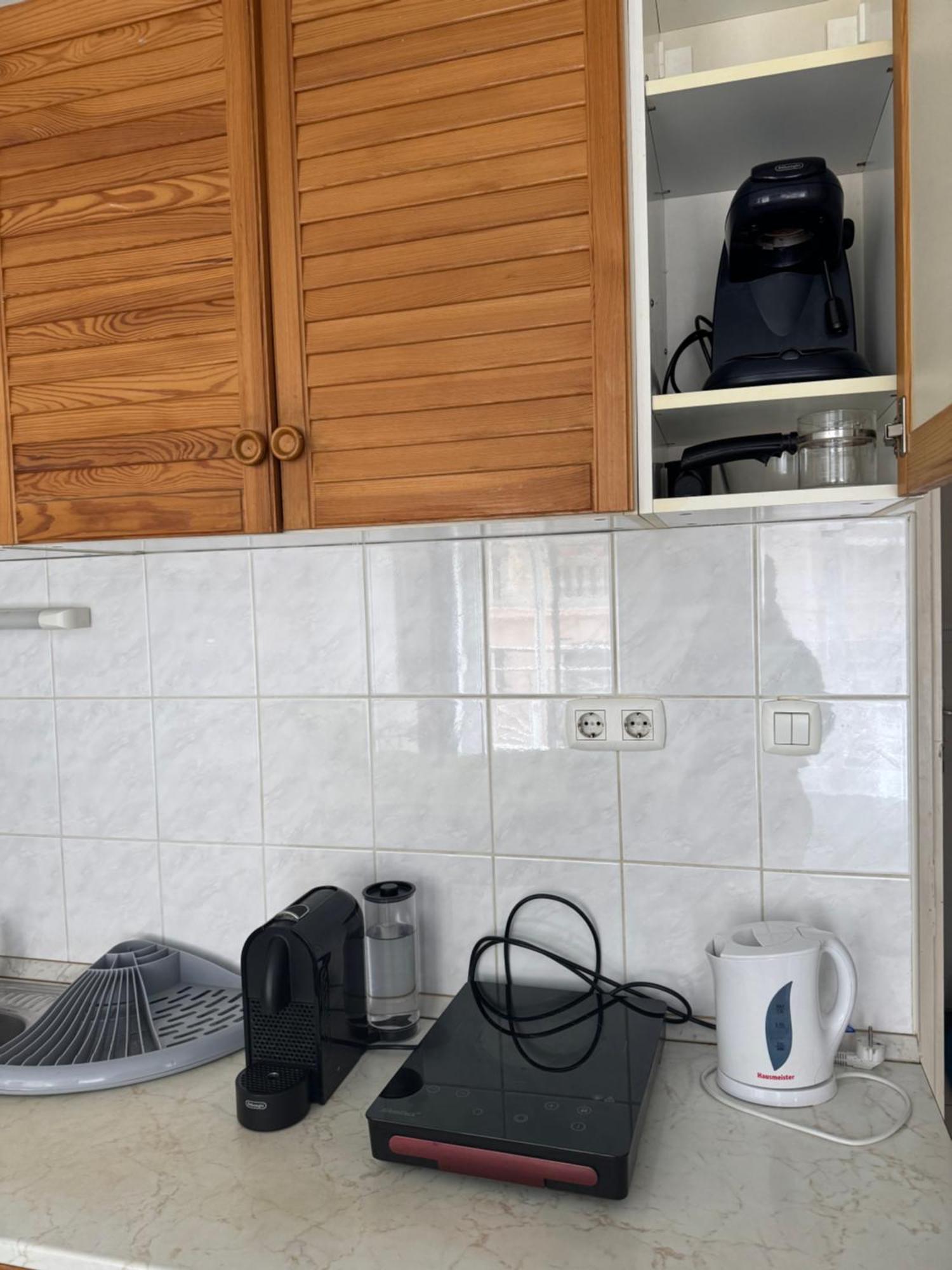 Onyx Apartment With Free Private Garage + Ac Budapest Luaran gambar